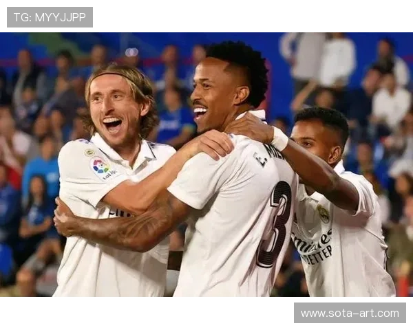 躺平等退休37岁本泽马仅联赛首轮破门缺勤5场年薪1亿合同剩1年